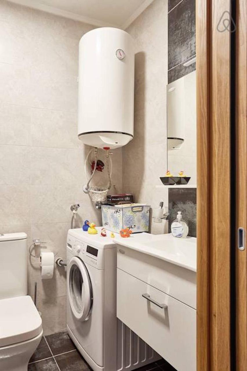Bright Apartment Near City Center Skopje Exteriör bild